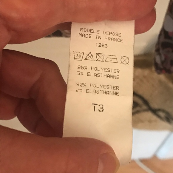 Silky V neck top- French designer - Picture 6 of 6